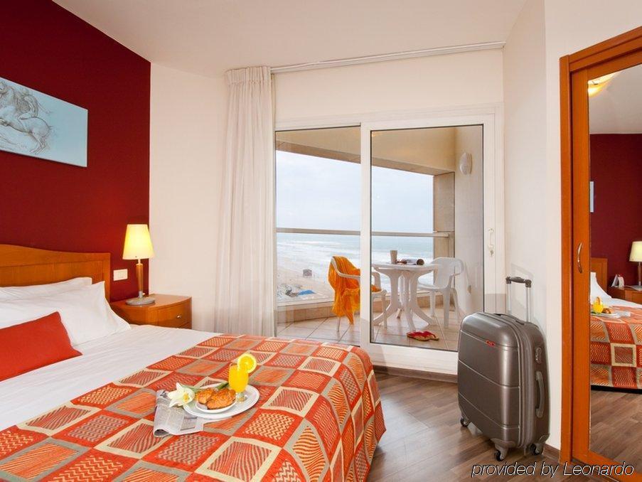 Arena Hotel By The Beach Bat Jam Pokój zdjęcie